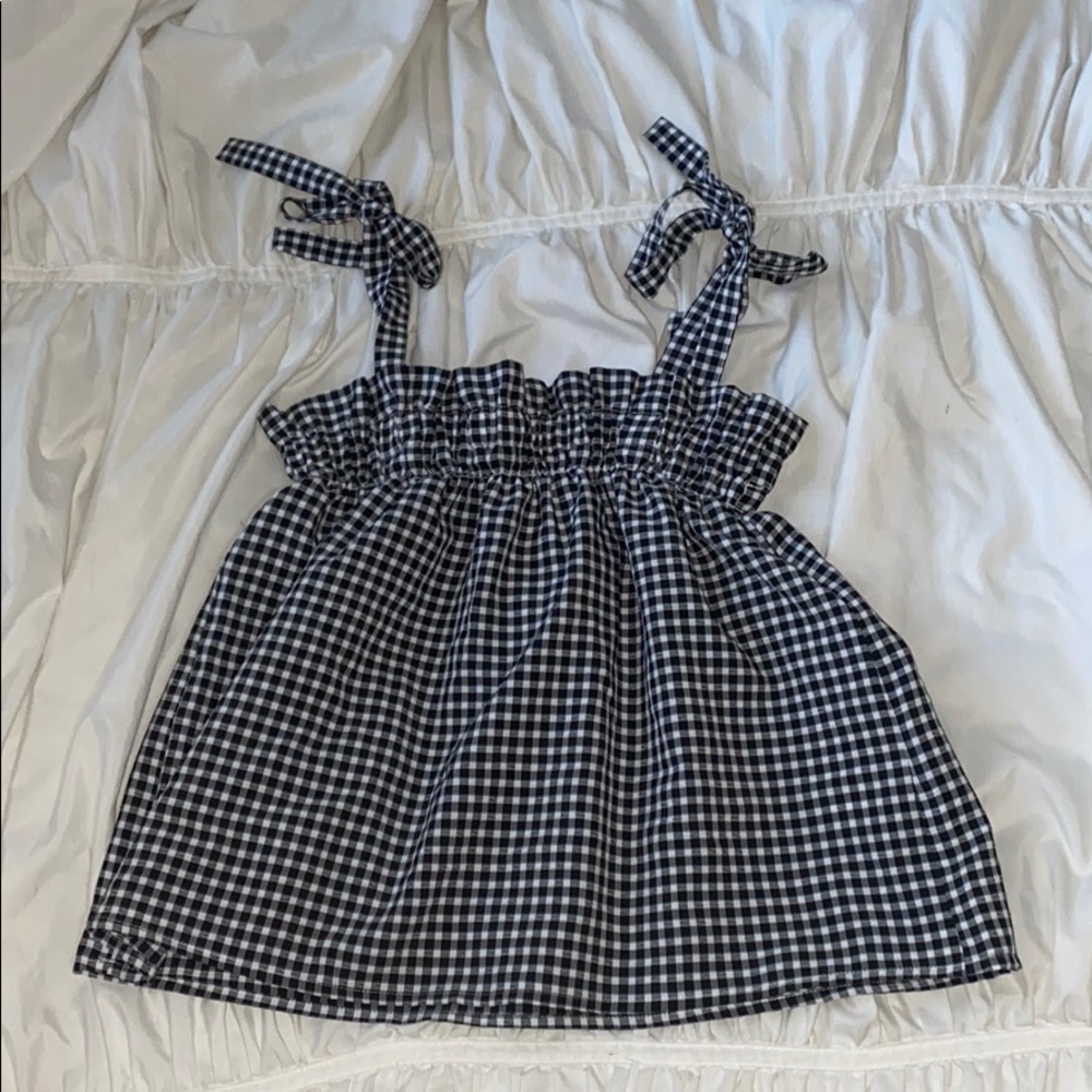 H&M cute plaid top!